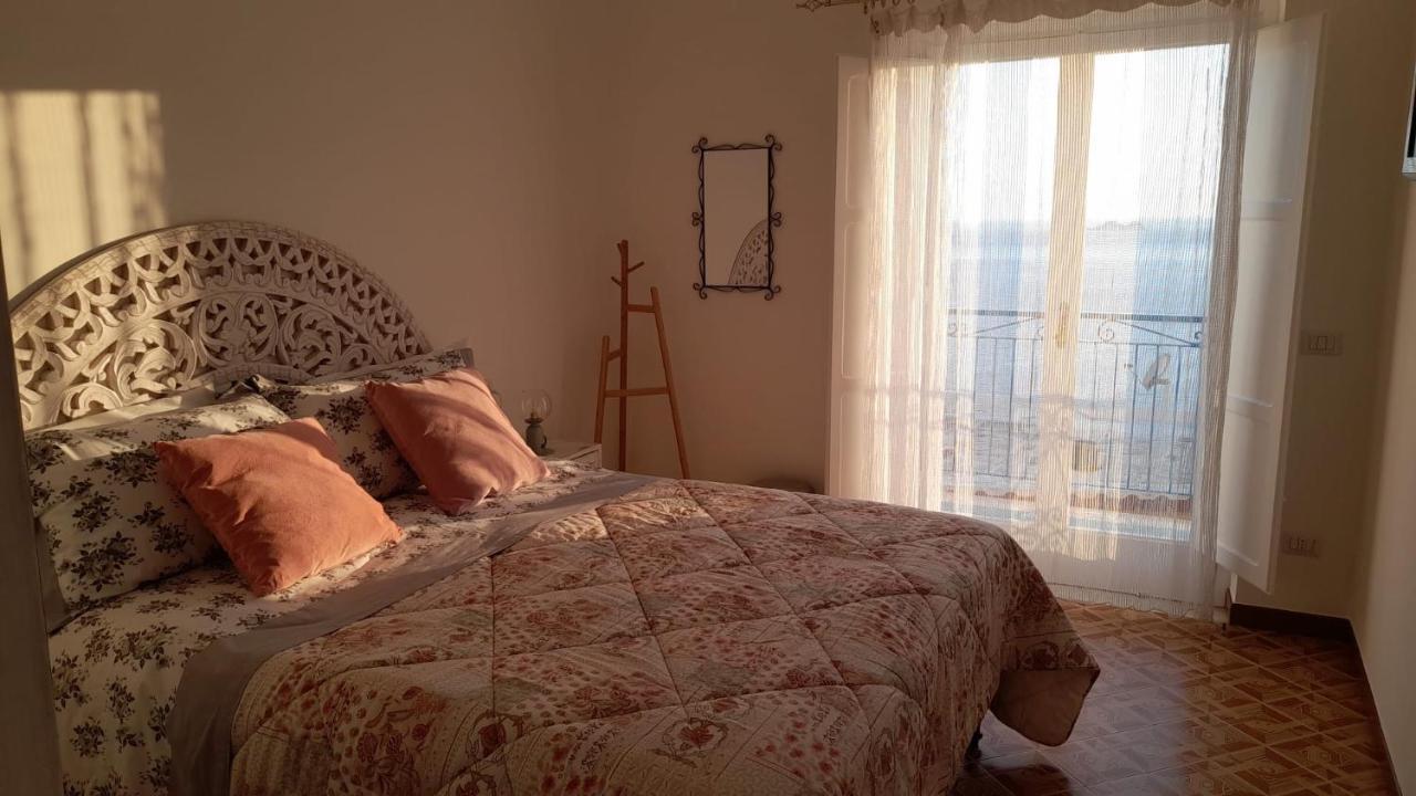 Mimi Junior Home, Central Sea View Apartment Băile Herculane Dış mekan fotoğraf