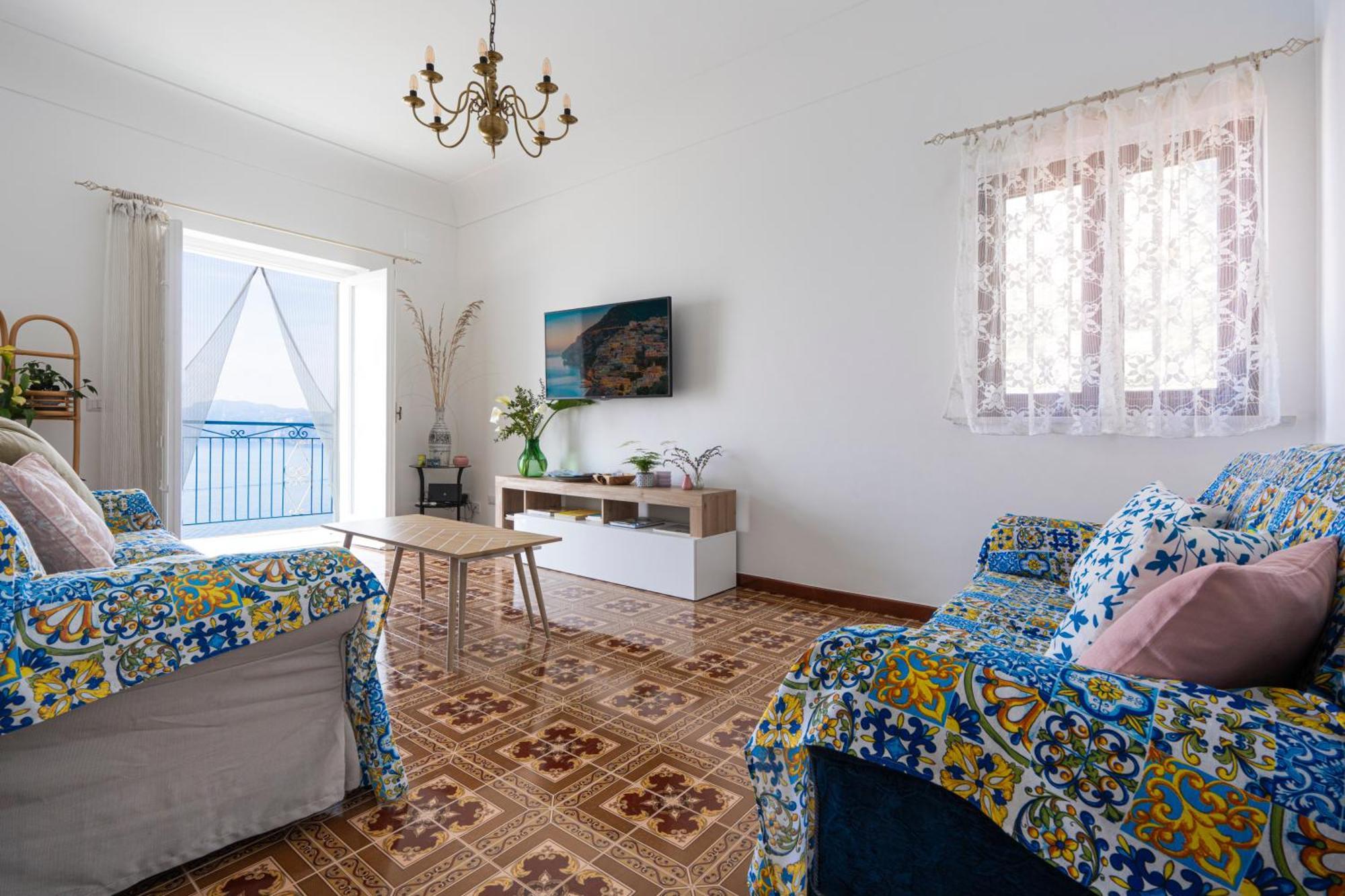 Mimi Junior Home, Central Sea View Apartment Băile Herculane Dış mekan fotoğraf